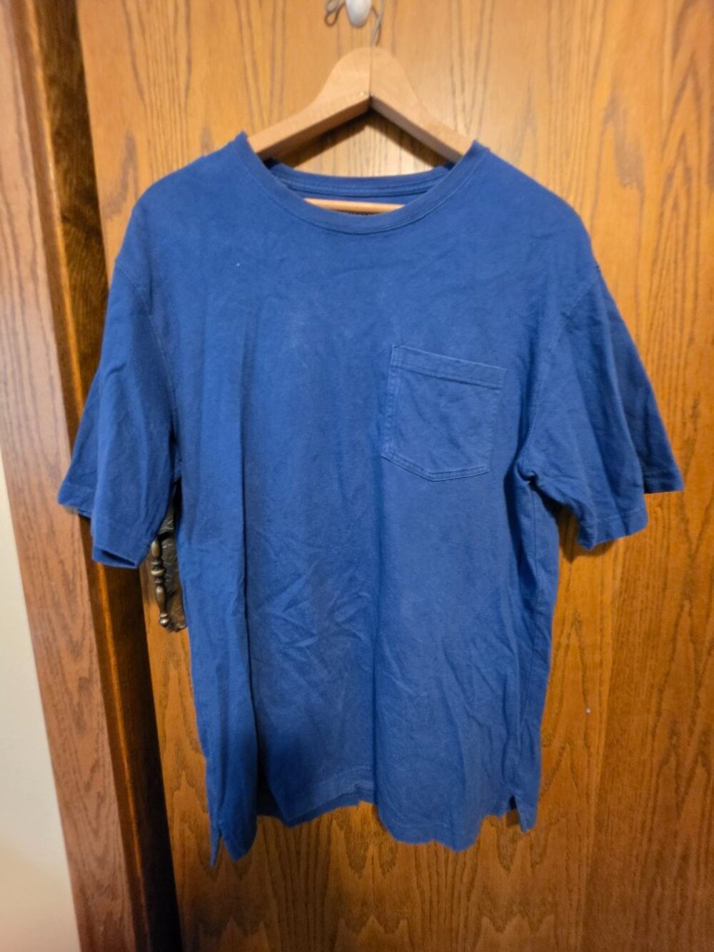 Duluth Trading Co Mens Medium Blue Longtail T Short Sleeve Pocket Shirt